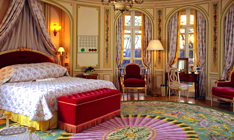 Escape From Buckingham Palace