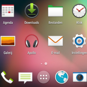 FREE CM11 HTC One icon theme 1.0.6
